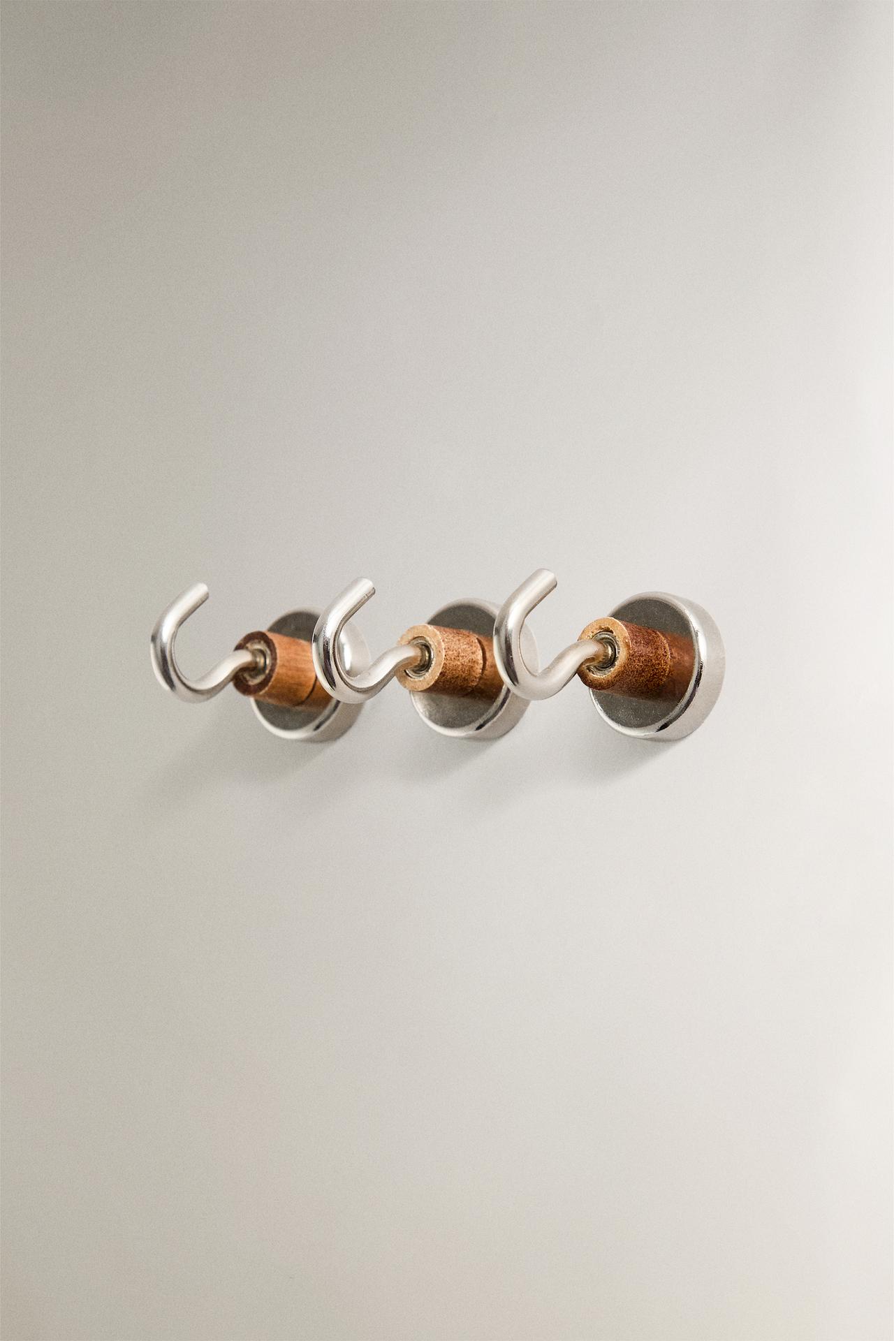 SET OF 3 MAGNETIC HOOKS — Steel