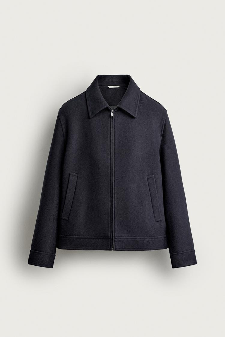 TEXTURED REGULAR FIT JACKET
