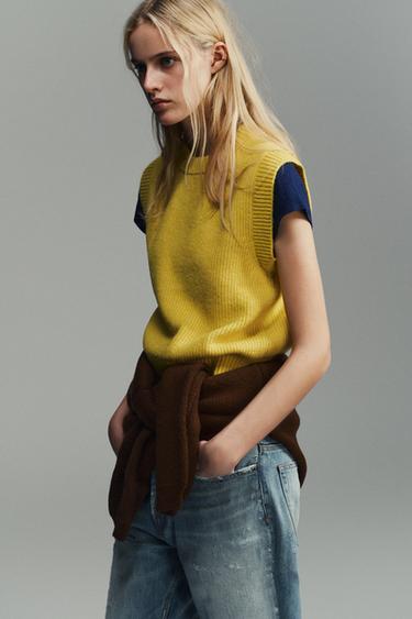 GILET EN MAILLE DOUCE - Jaune de Zara