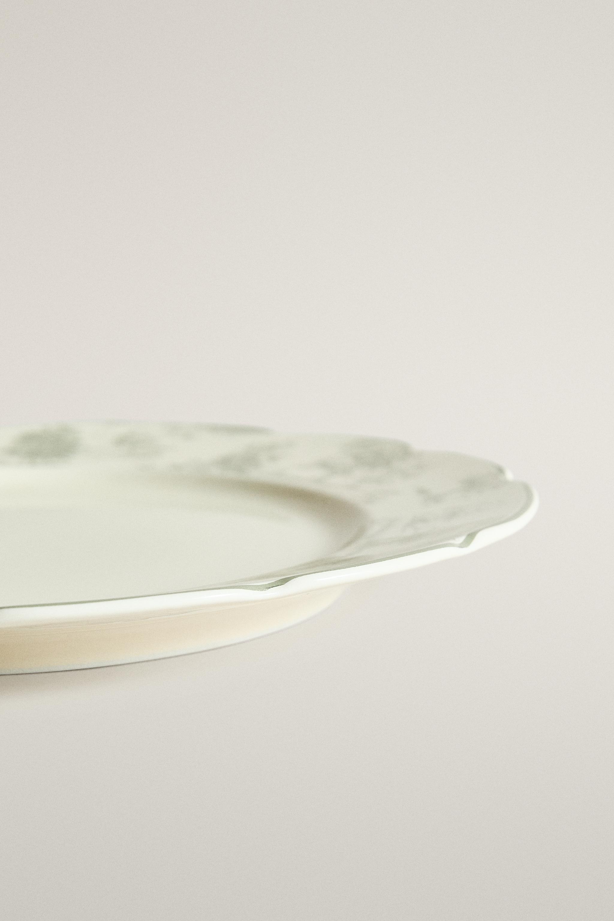 TOILE PORCELAIN DINNER PLATE
