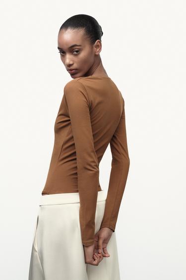 ПАМУЧНО БОДИ С ДЪЛЪГ РЪКАВ - Охра от Zara