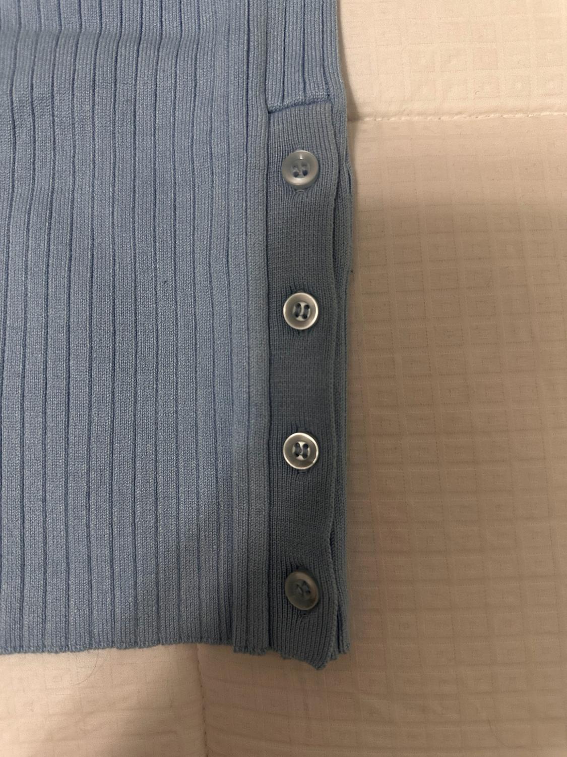 BUTTONED KNIT CROP TOP - Image 3