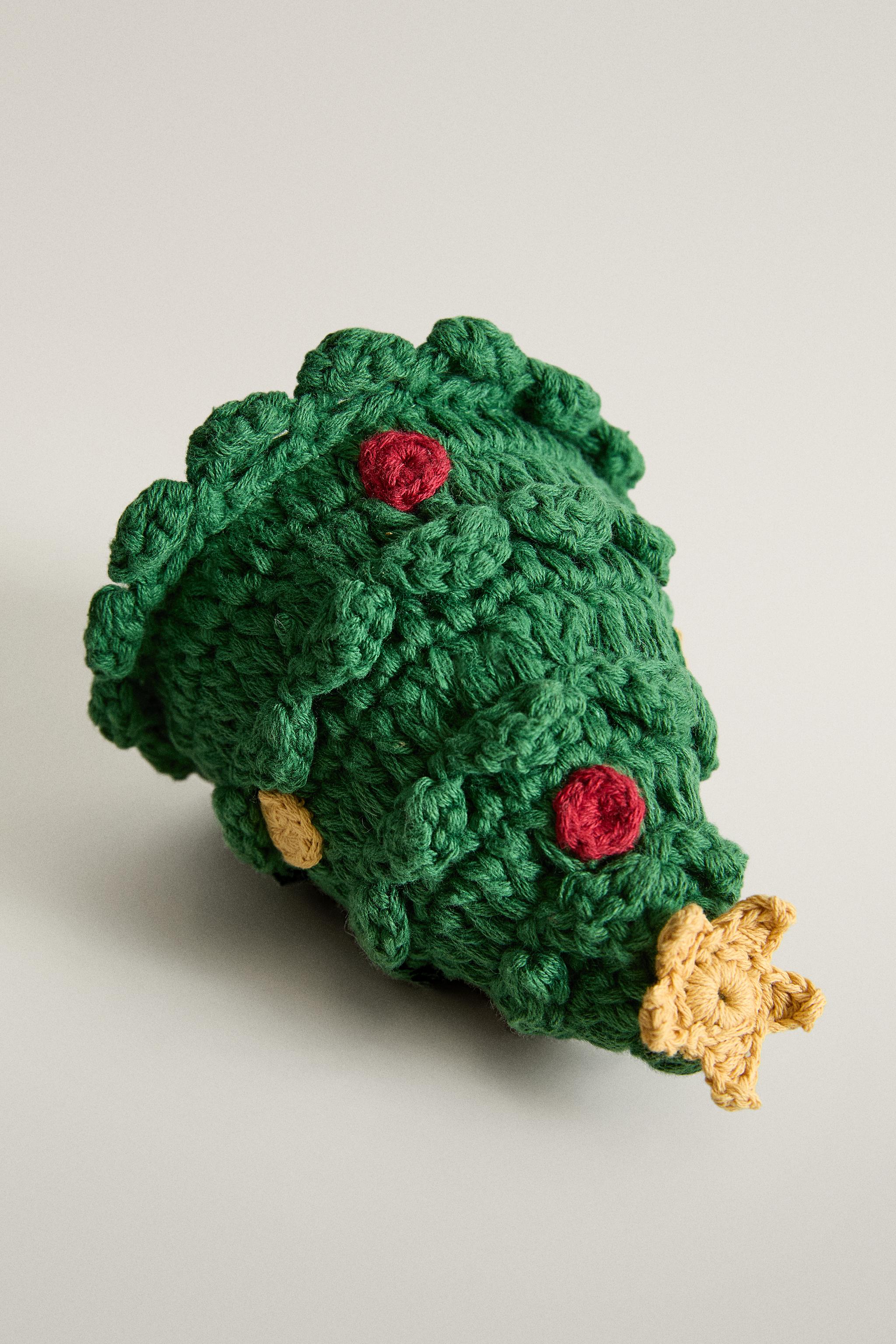 CHRISTMAS CROCHET PET TOY
