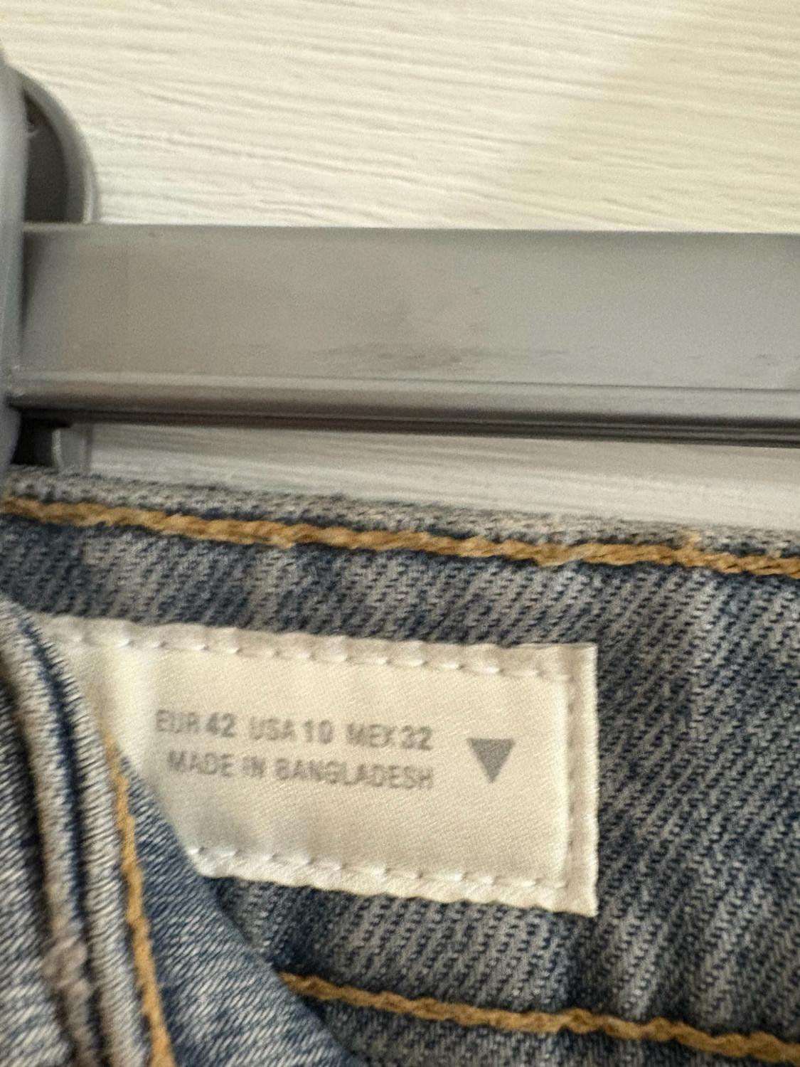 TRF STRAIGHT HIGH-WAIST JEANS - Image 2