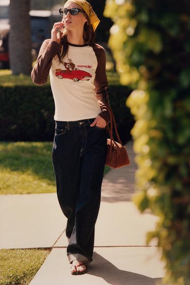 GREMLINS™ & © ILLUSTRATION SLUB KNIT T-SHIRT X DYLAN´S T-SHIRT CLUB X ZARA - brown/white by Zara