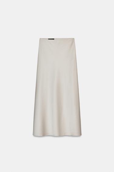 FALDA MIDI SATINADA - Beige oscuro de Zara