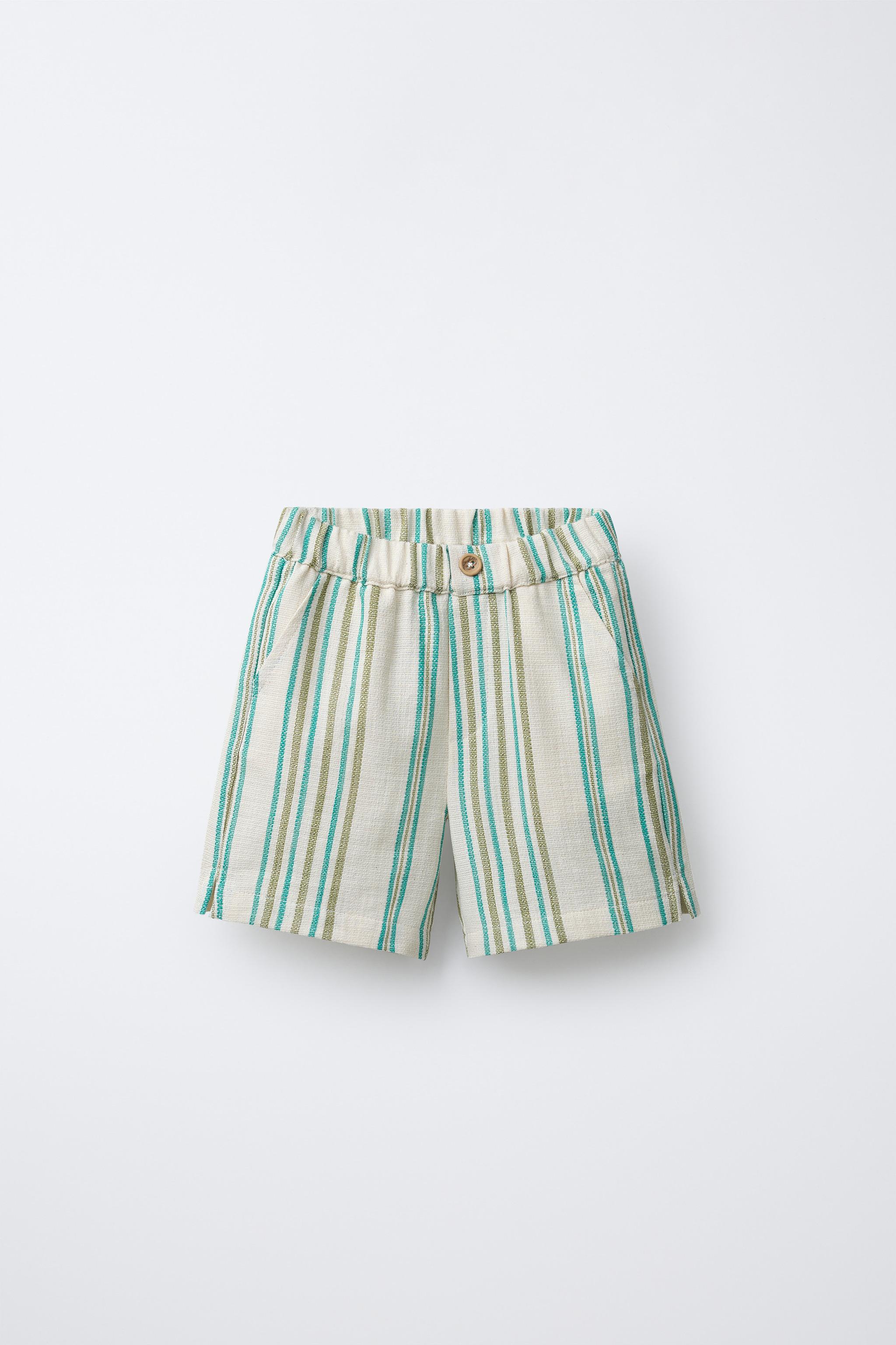 TEXTURED STRIPED SHORTS
