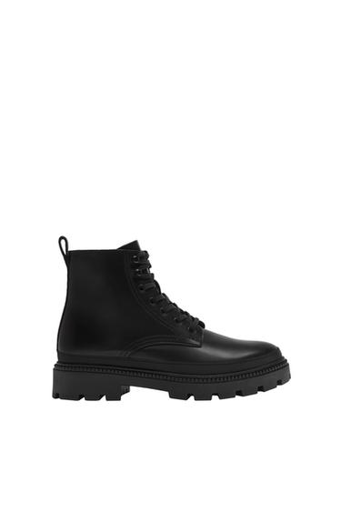 LACE-UP BOOTS