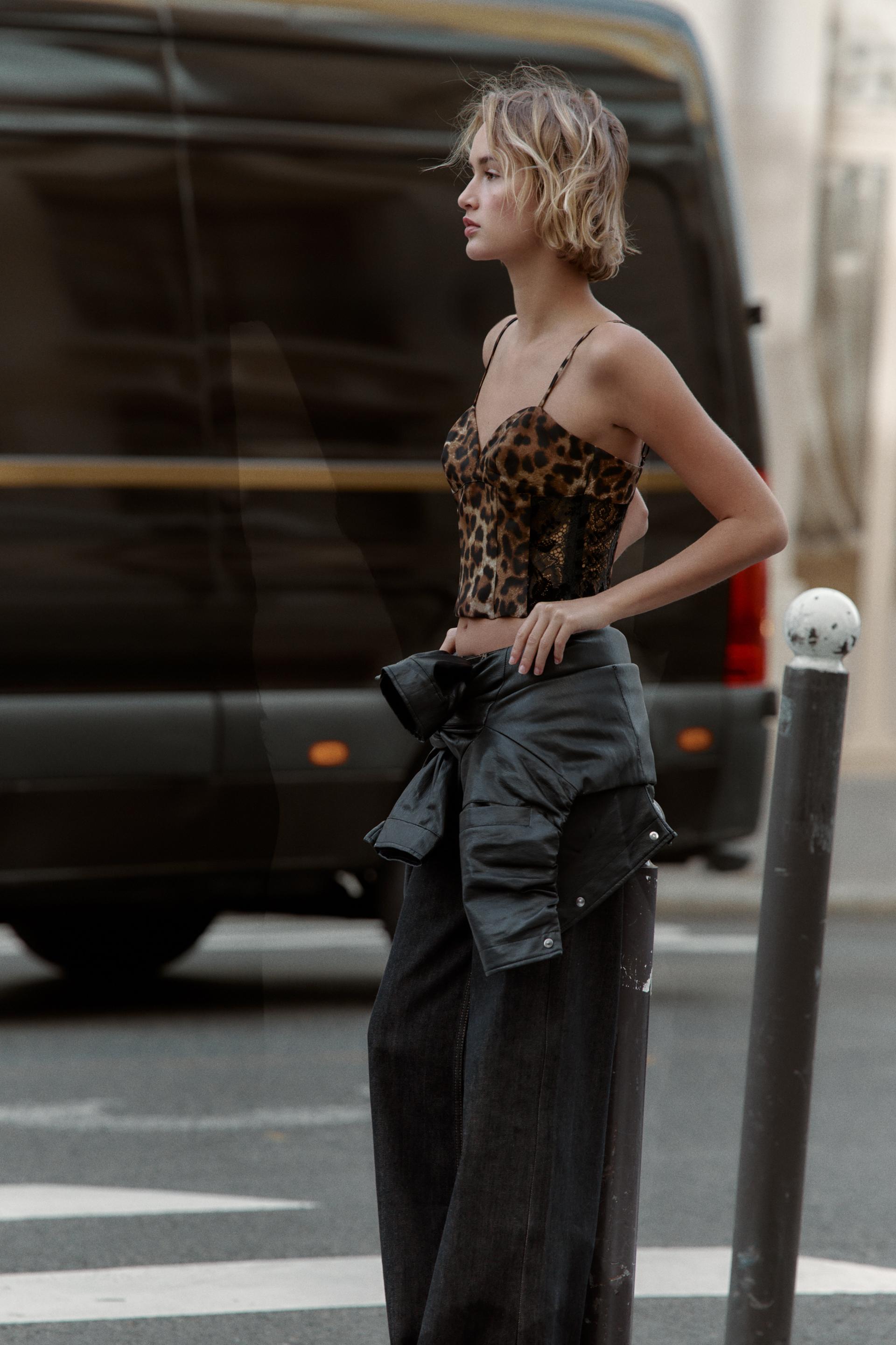 ANIMAL PRINT LACE TOP