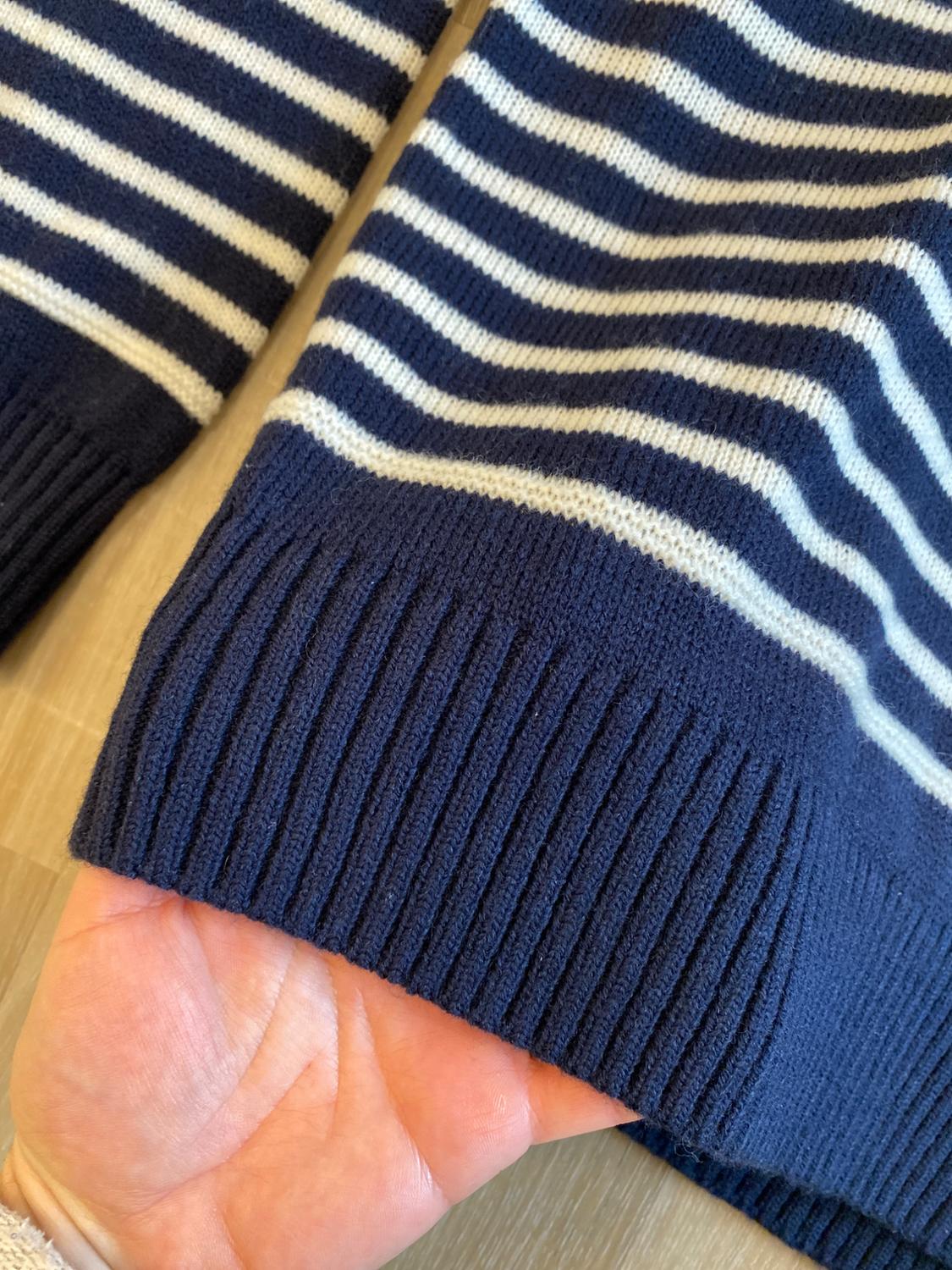 SUDADERA CAPUCHA PUNTO RAYAS - Image 3
