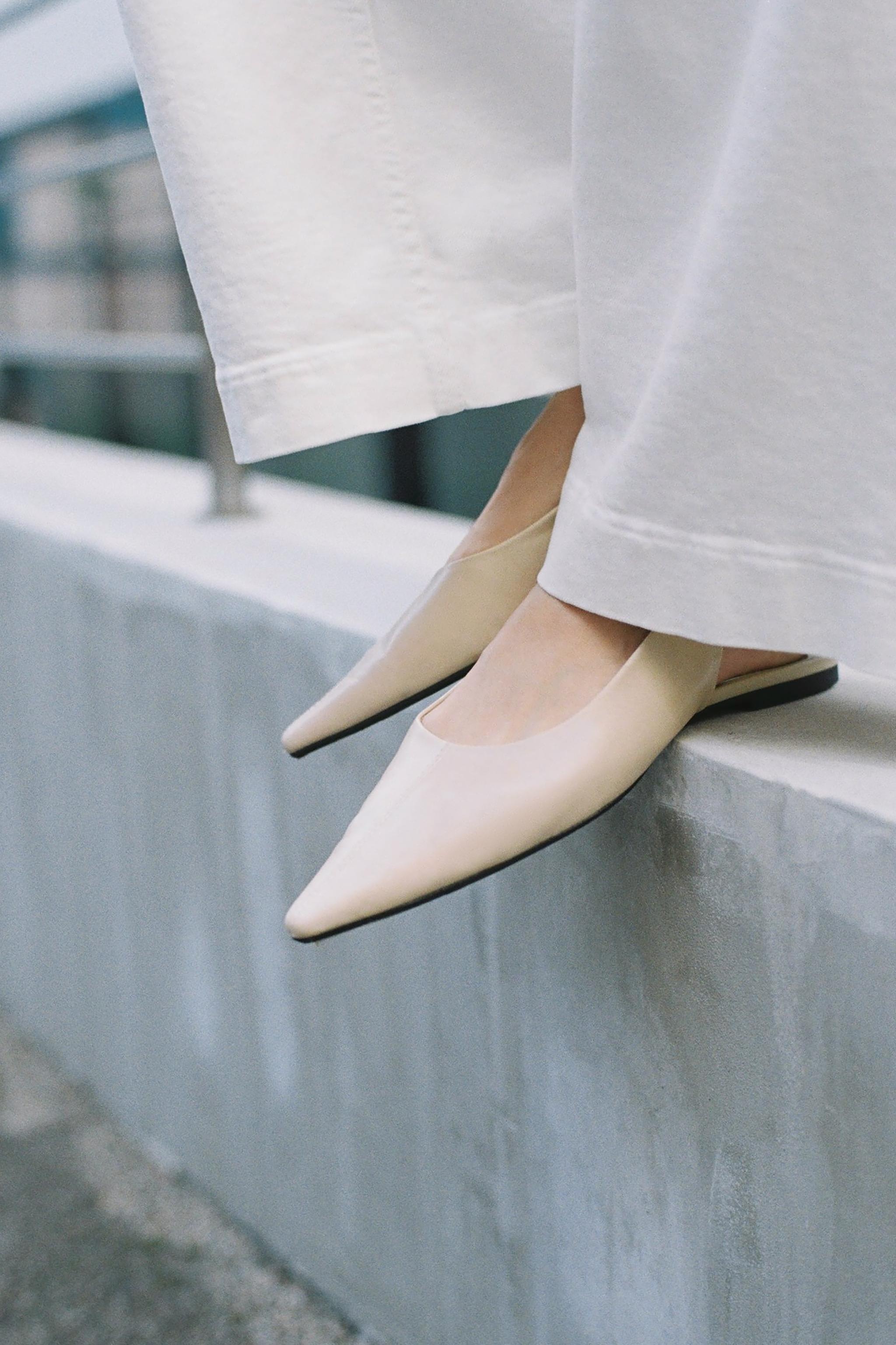 フラットシューズ - レディース | ZARA 日本 - ページ2