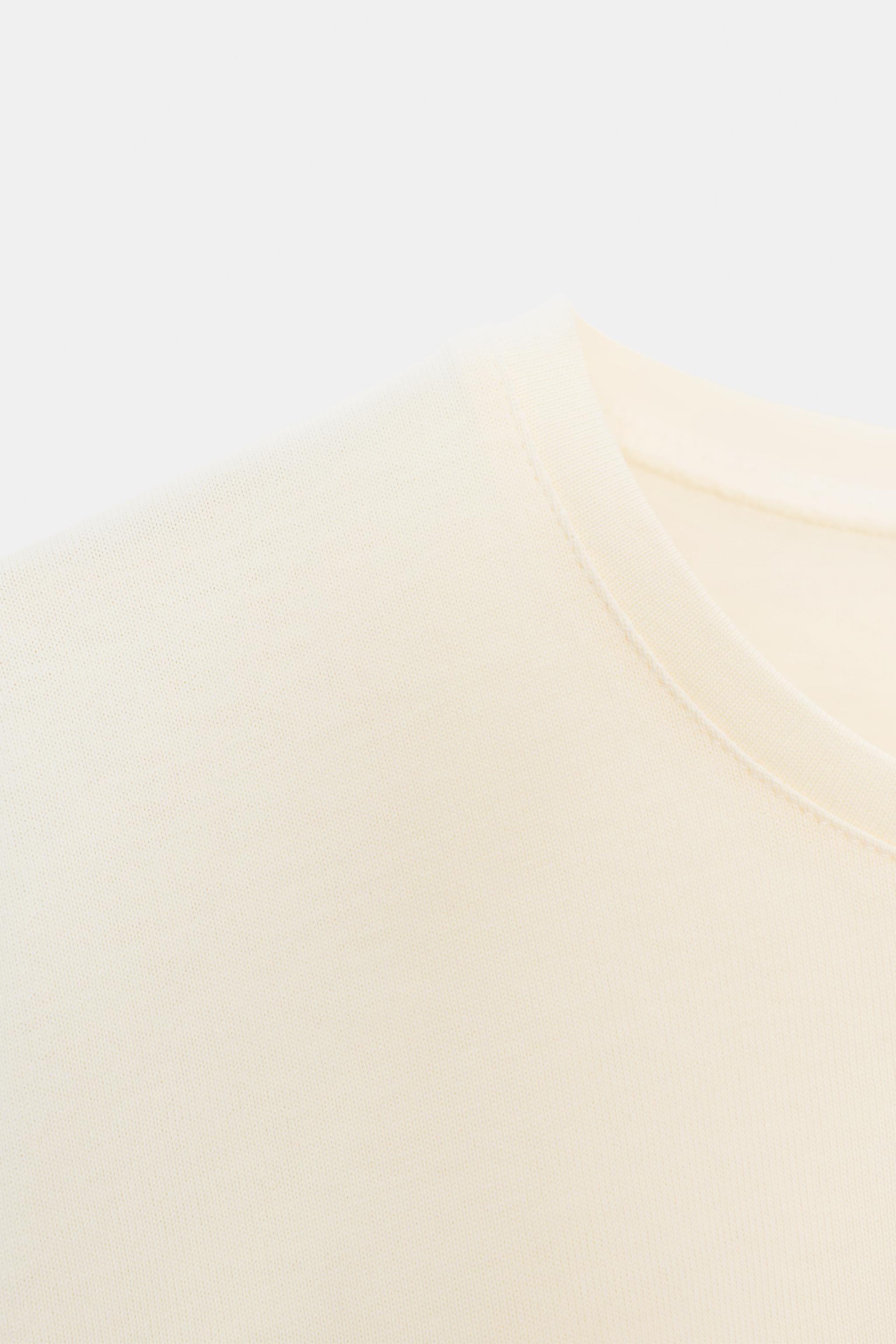 T-SHIRT EN MATIÈRES VARIÉES OVERSIZE