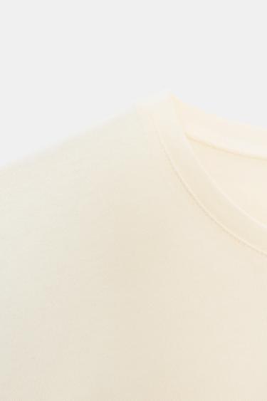 T-SHIRT EN MATIÈRES VARIÉES OVERSIZE - Écru de Zara - Image 7