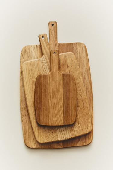 WOODEN CUTTING BOARD - Light beige by Zara