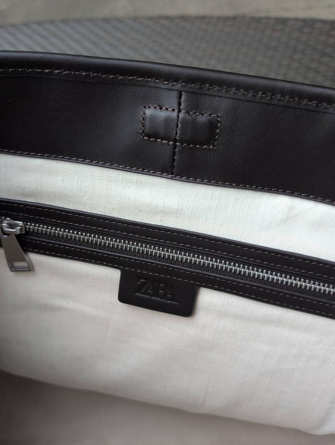 LEATHER TOTE BAG - Image 4