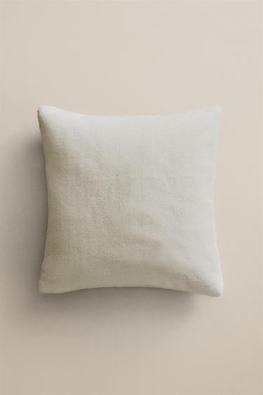 FAUX FUR THROW PILLOW COVER — Oyster-white 1