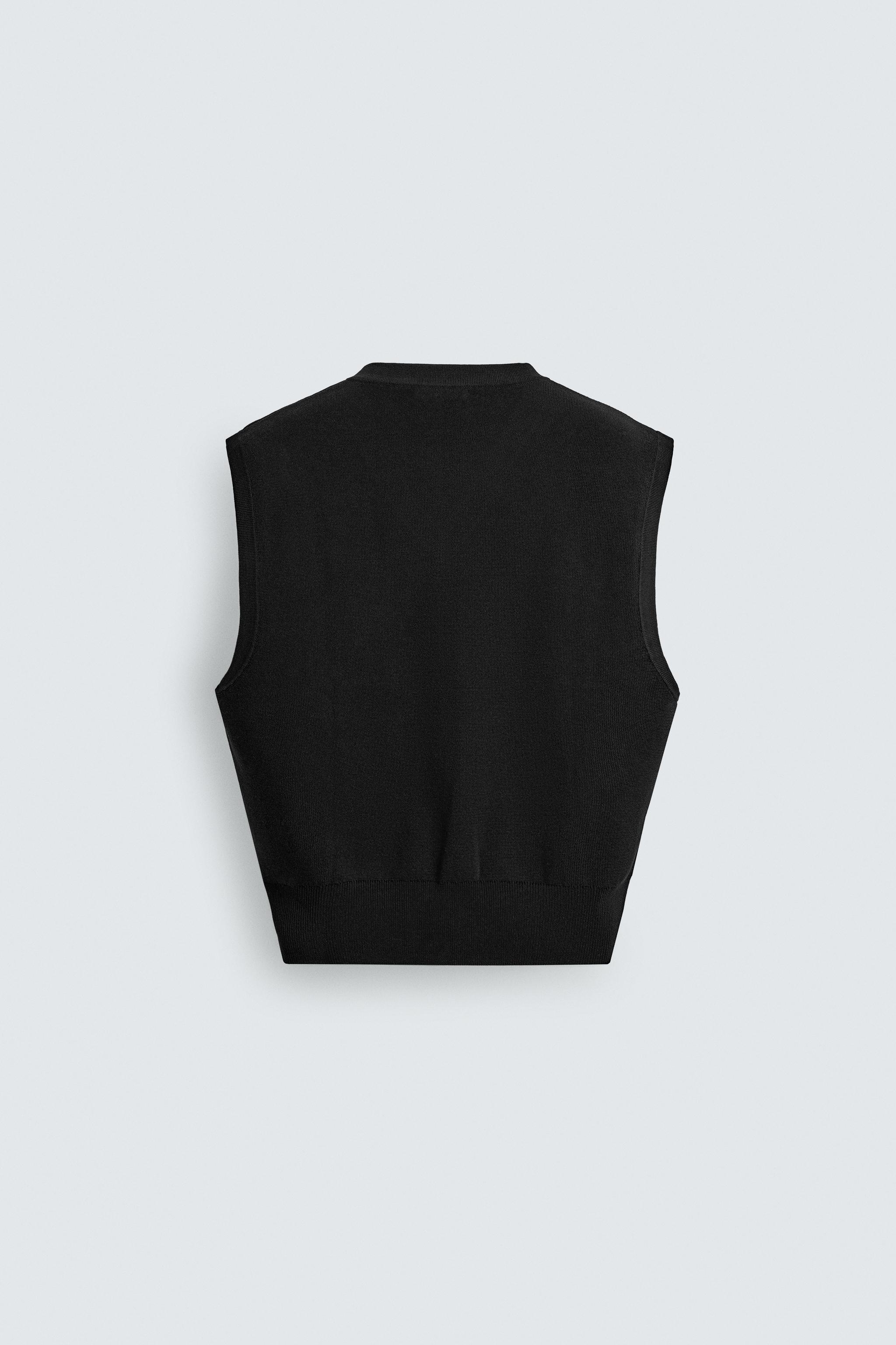 TEXTURED KNIT VEST