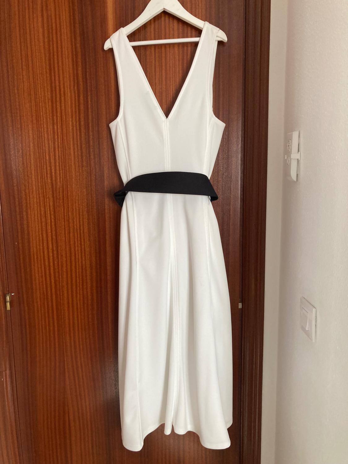 VESTIDO BLANCO CINTURÓN - Image 3