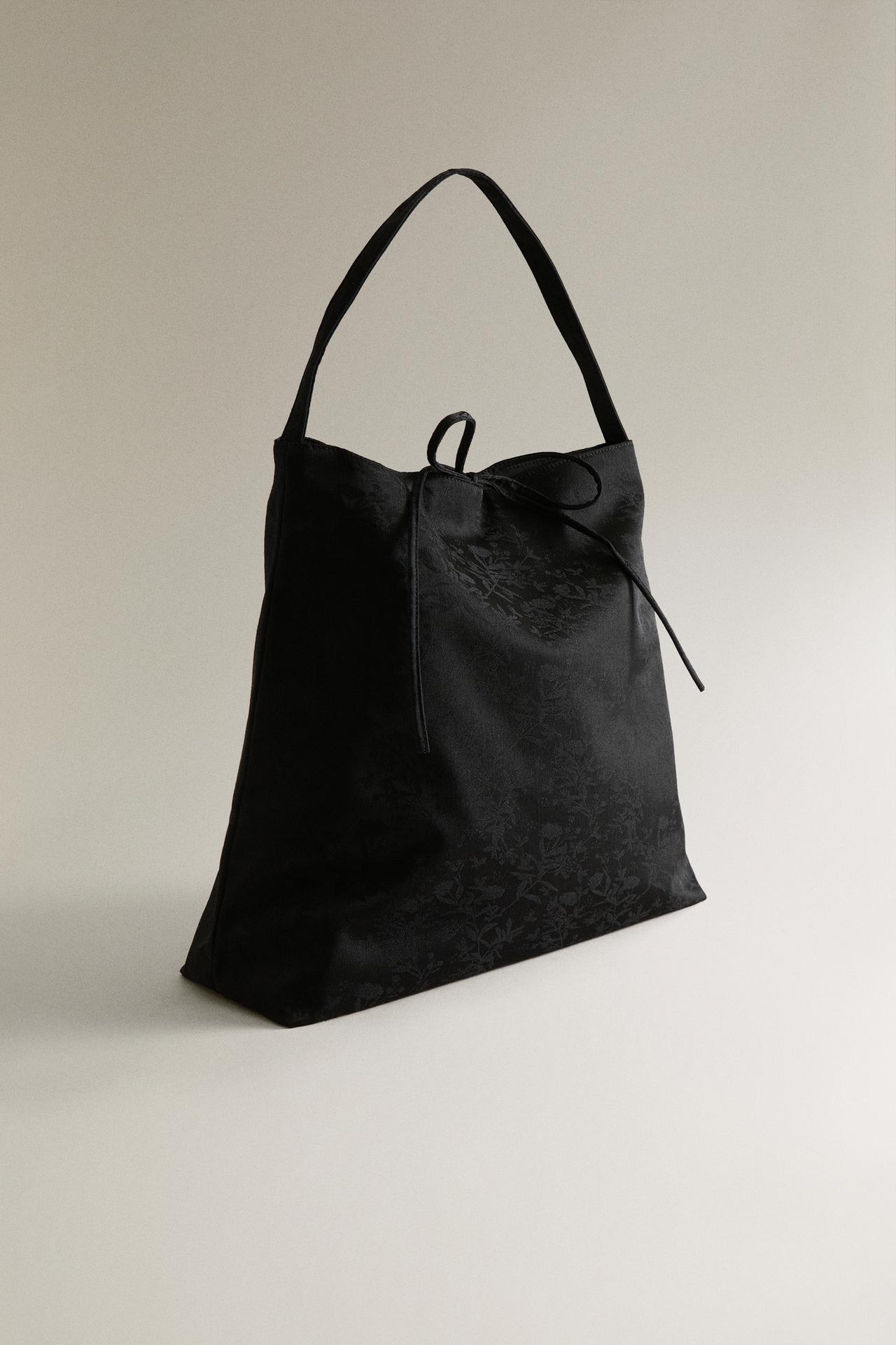 JACQUARD TOTE BAG — Black