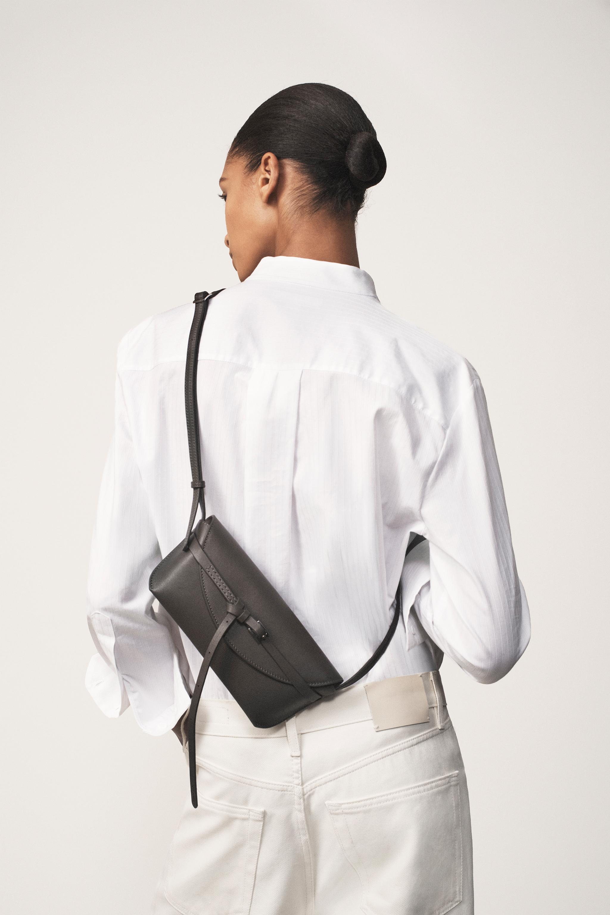 SAC BANDOULIÈRE EN CUIR - THE ITEM