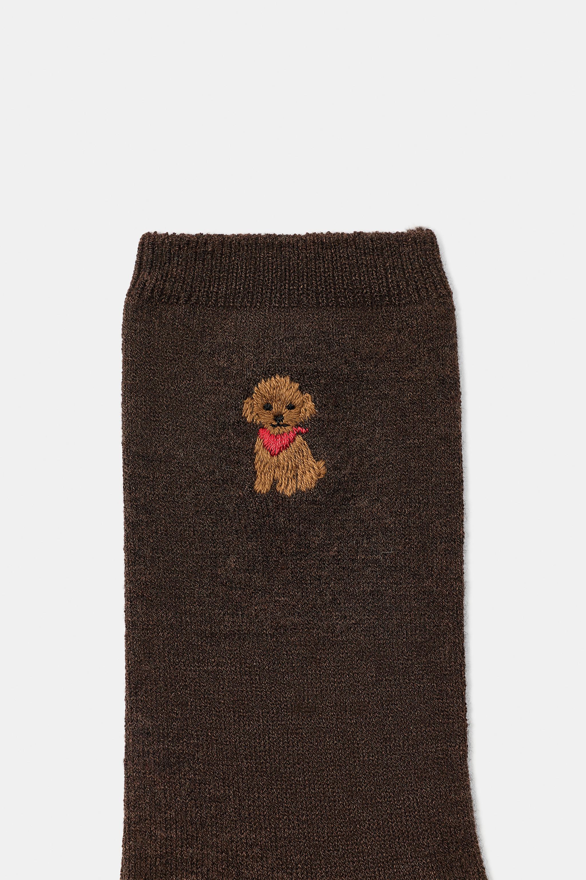 PLAIN SOCKS WITH DOG EMBROIDERY