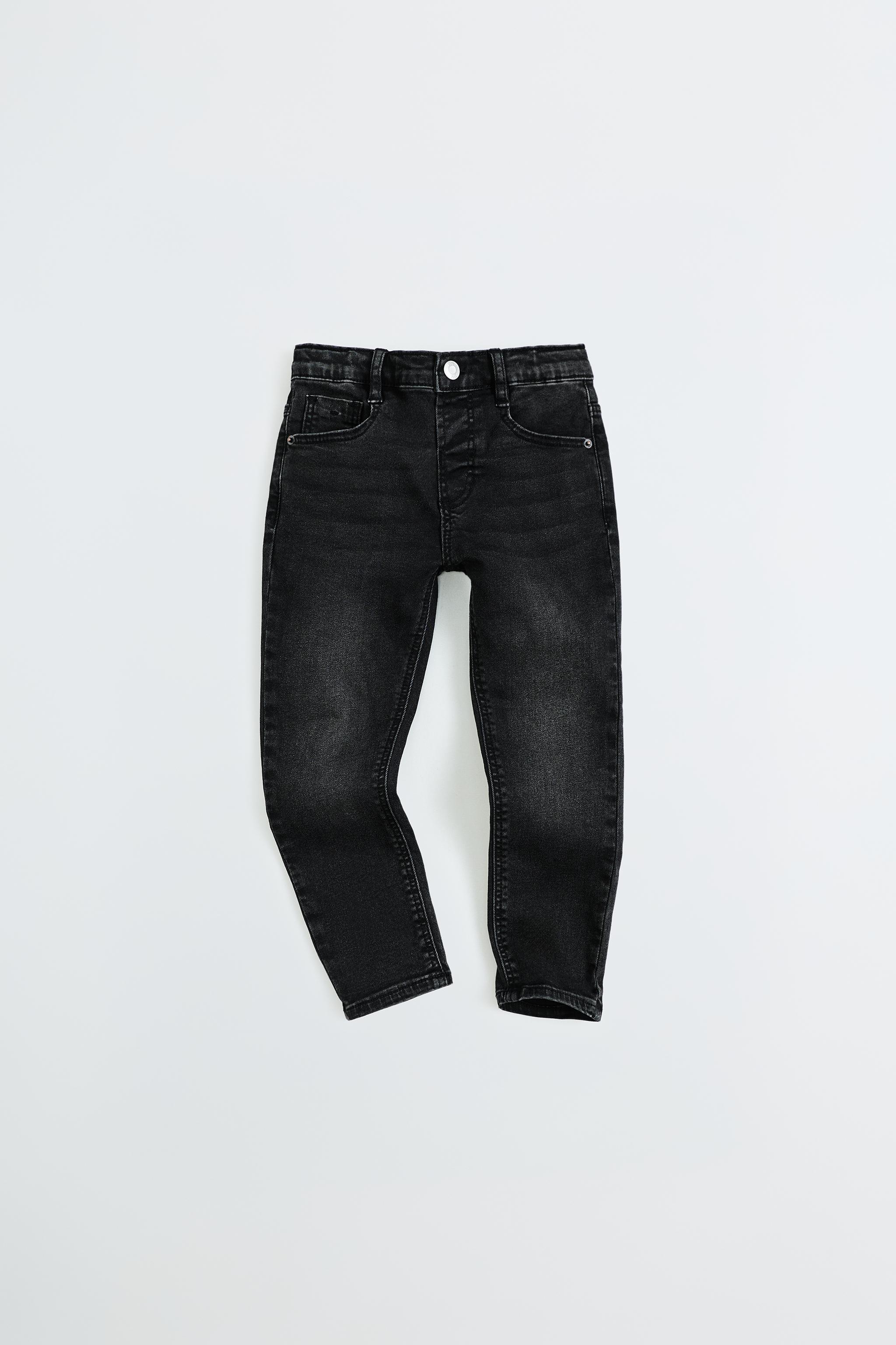 SKINNY JEANS — Black