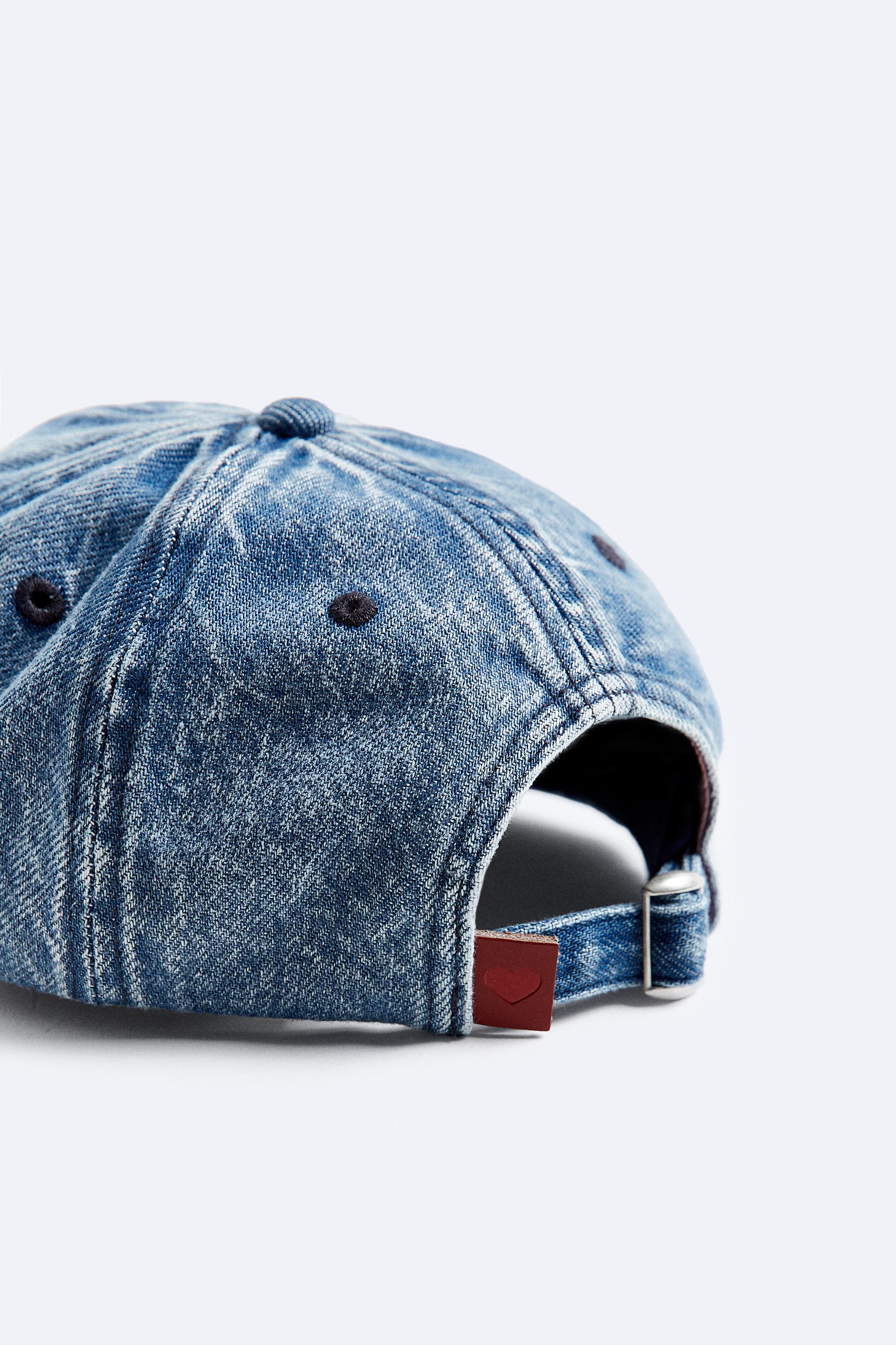 DENIM CAP WITH EMBROIDERED MOTIF