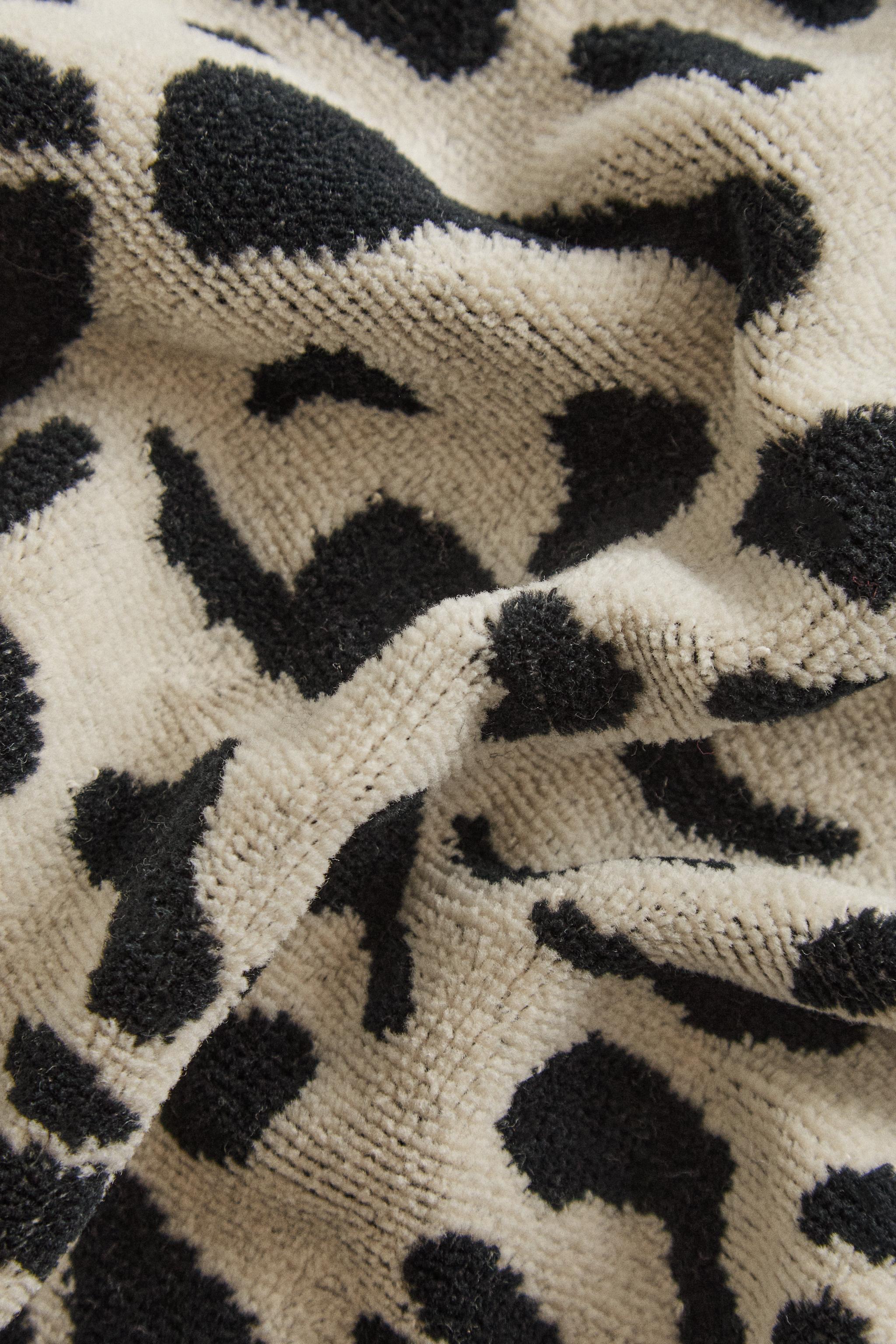 PACK OF ANIMAL PRINT VELOUR HAND TOWELS (PACK OF 3)