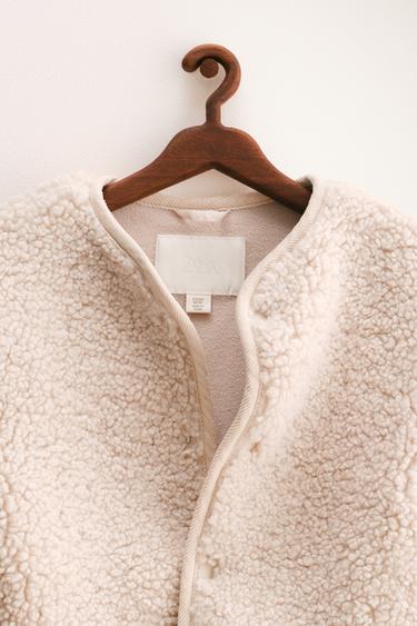 ZARA TIMELESS - CAZADORA BORREGUILLO - Crudo de Zara