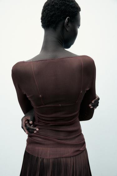 T-SHIRT EN SOIE 100 % - Marron de Zara - Image 3