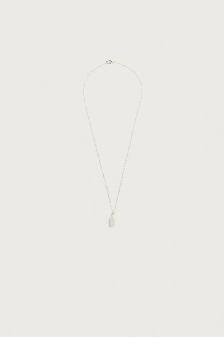 Cadena colgante piedra