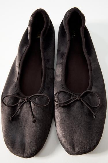 BAILARINA EFECTO TERCIOPELO LAZO - Gris de Zara