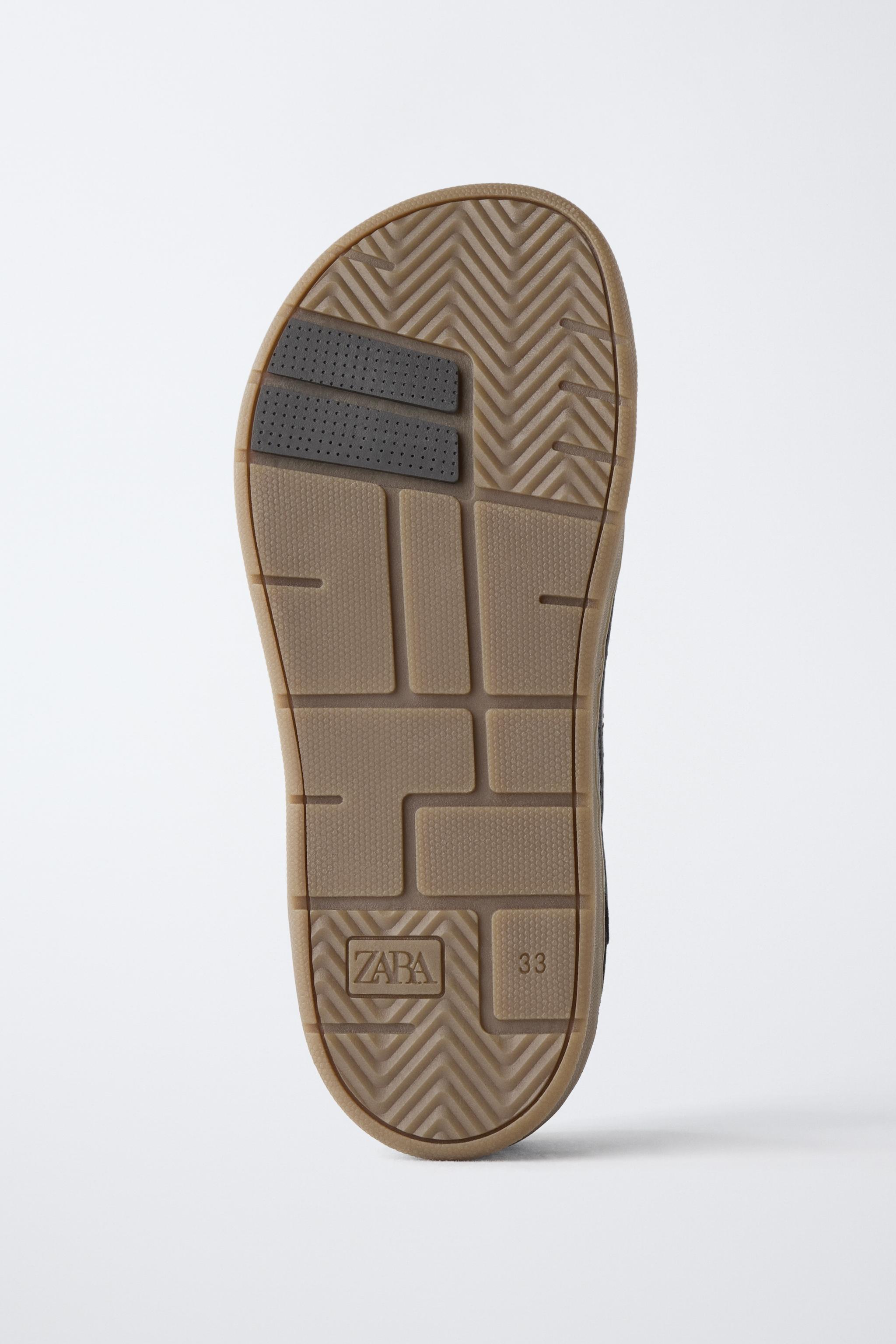 BAREFOOT LEATHER SNEAKERS