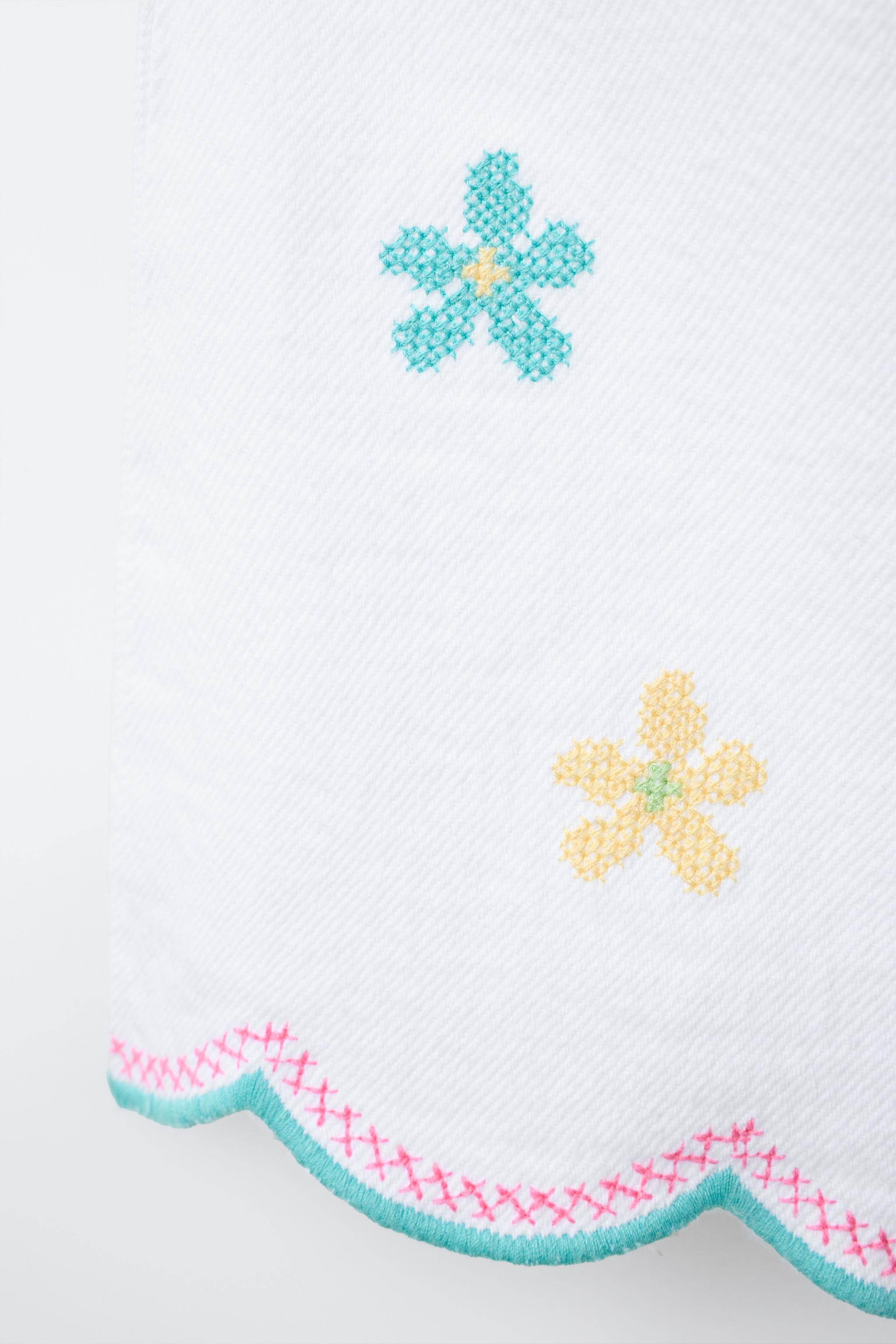CROSS-STITCH FLORAL TWILL TOP - White | ZARA United States
