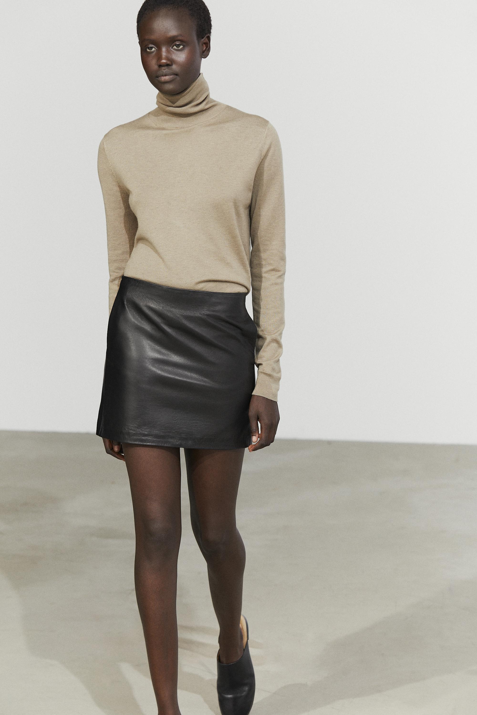 Nappa sheepskin leather mini skirt