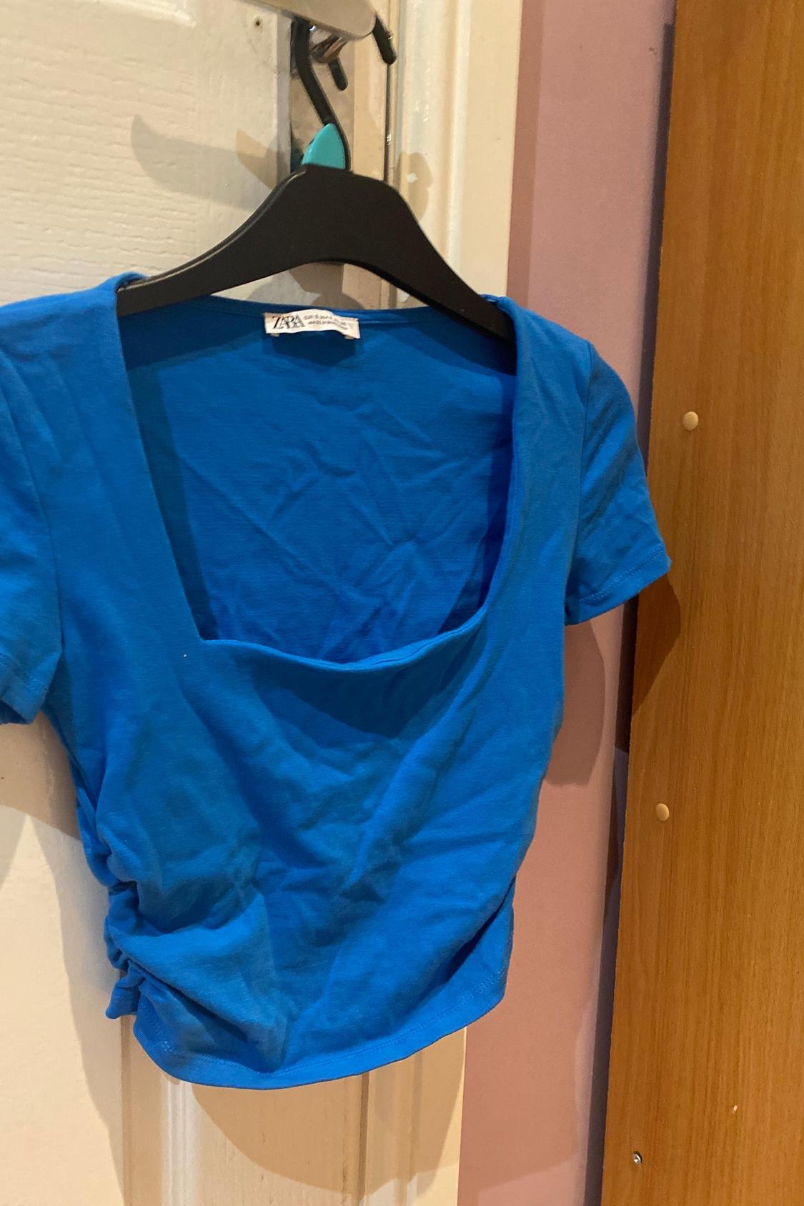 T-SHIRT WITH SIDE GATHERING