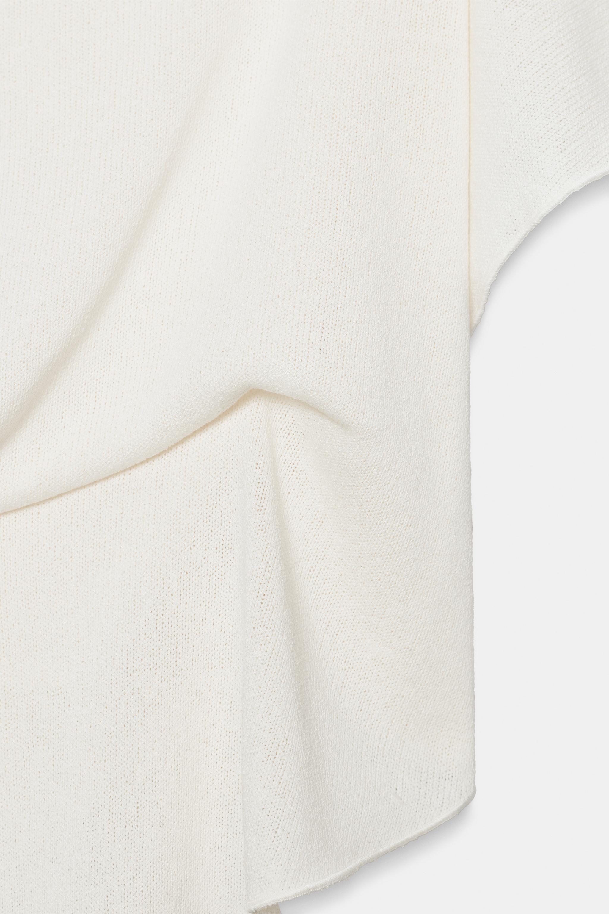 DRAPED CAPE TOP