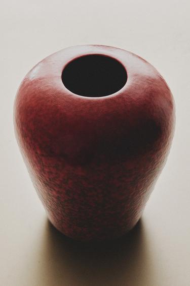 RED OVAL STONEWARE VASE - Red / Black by Zara