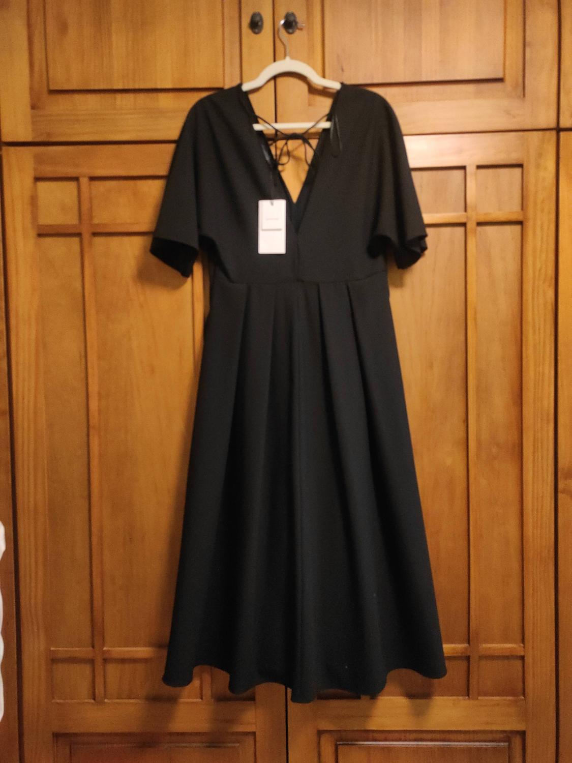 ZW COLLECTION V-NECK MIDI DRESS - Image 5