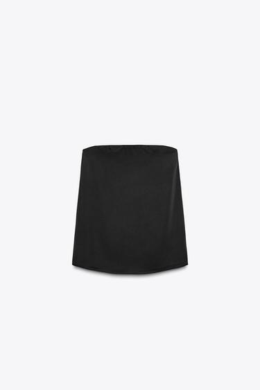 TOP بمظهر ساتاني دون حمالات - أسود الخاص بـ Zara