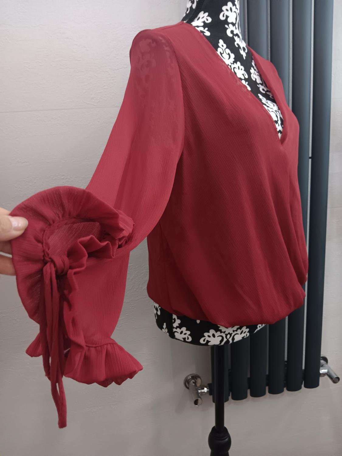 WRAP BLOUSE WITH RUFFLES - Image 3