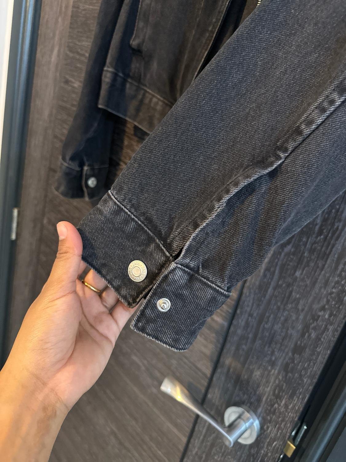 CROPPED DENIM BOMBER JACKET - Image 5