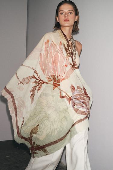 PEONY PRINT COTTON SCARF - Sand by Zara