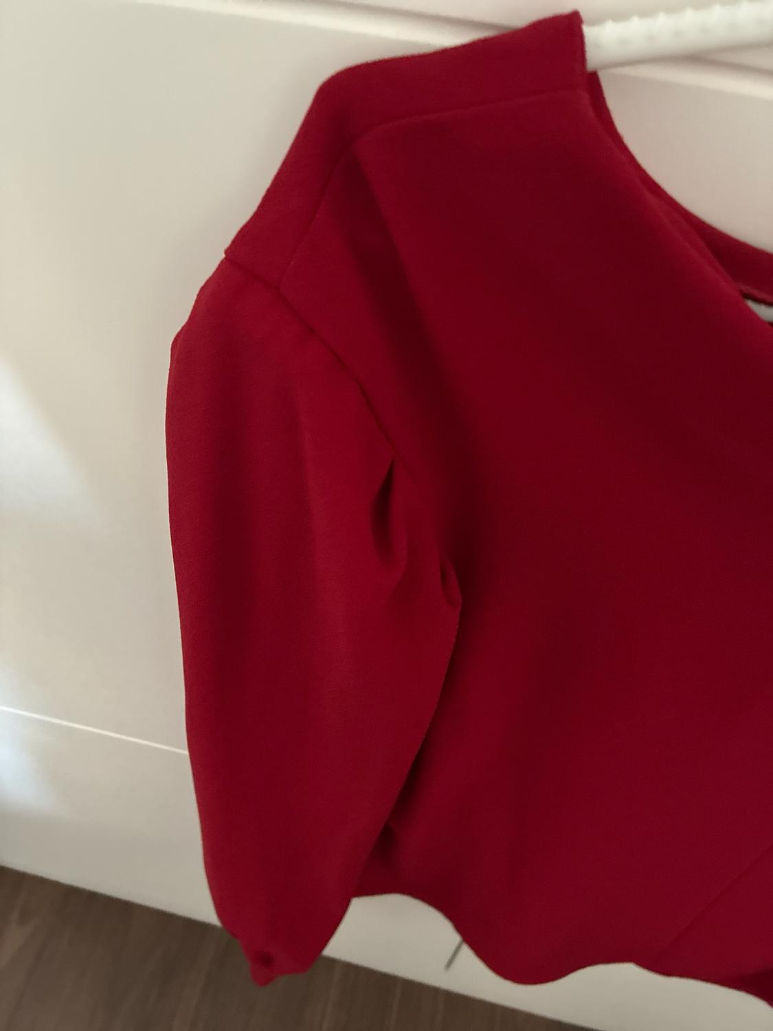 FLOWING TOP WITH CREASES - Image 4
