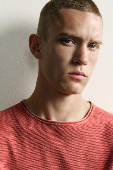 RELAXED-FIT-PULLOVER MIT STRUKTUR - Rot von Zara