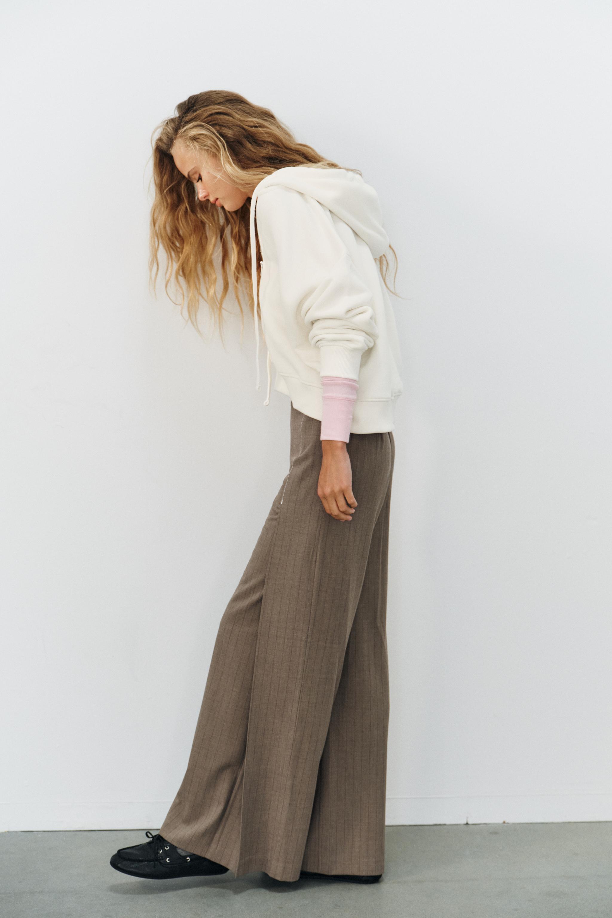PINSTRIPE PLEATED PANTS