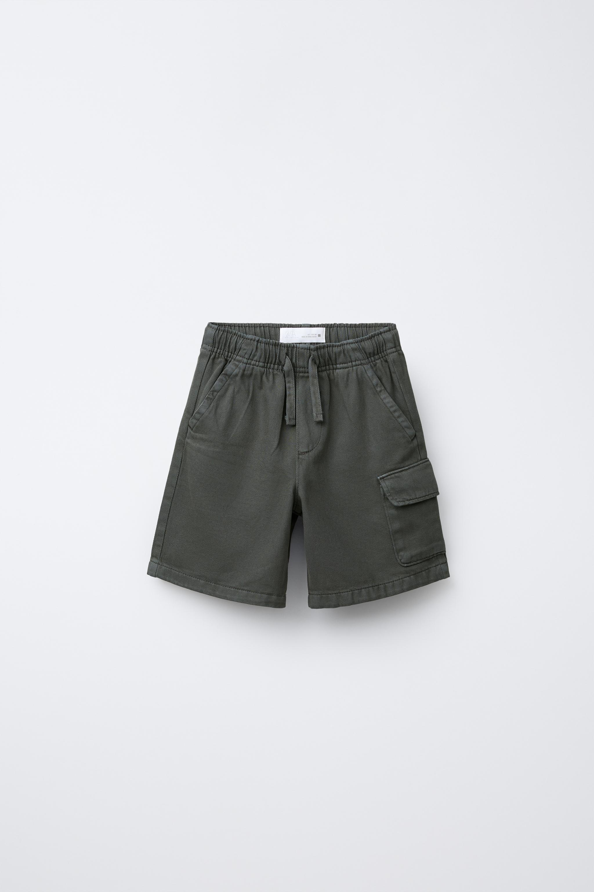 STRAIGHT FLOWING CARGO BERMUDA SHORTS - Dark khaki | ZARA