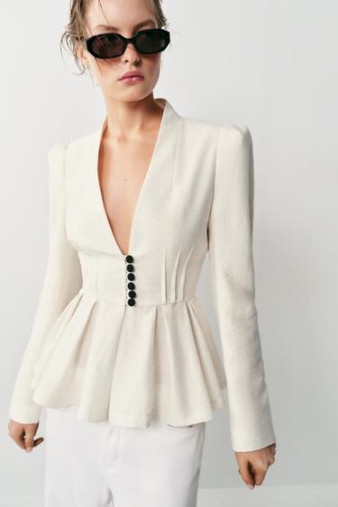 FITTED BLAZER WITH SHOULDER PADS - Light beige by Zara