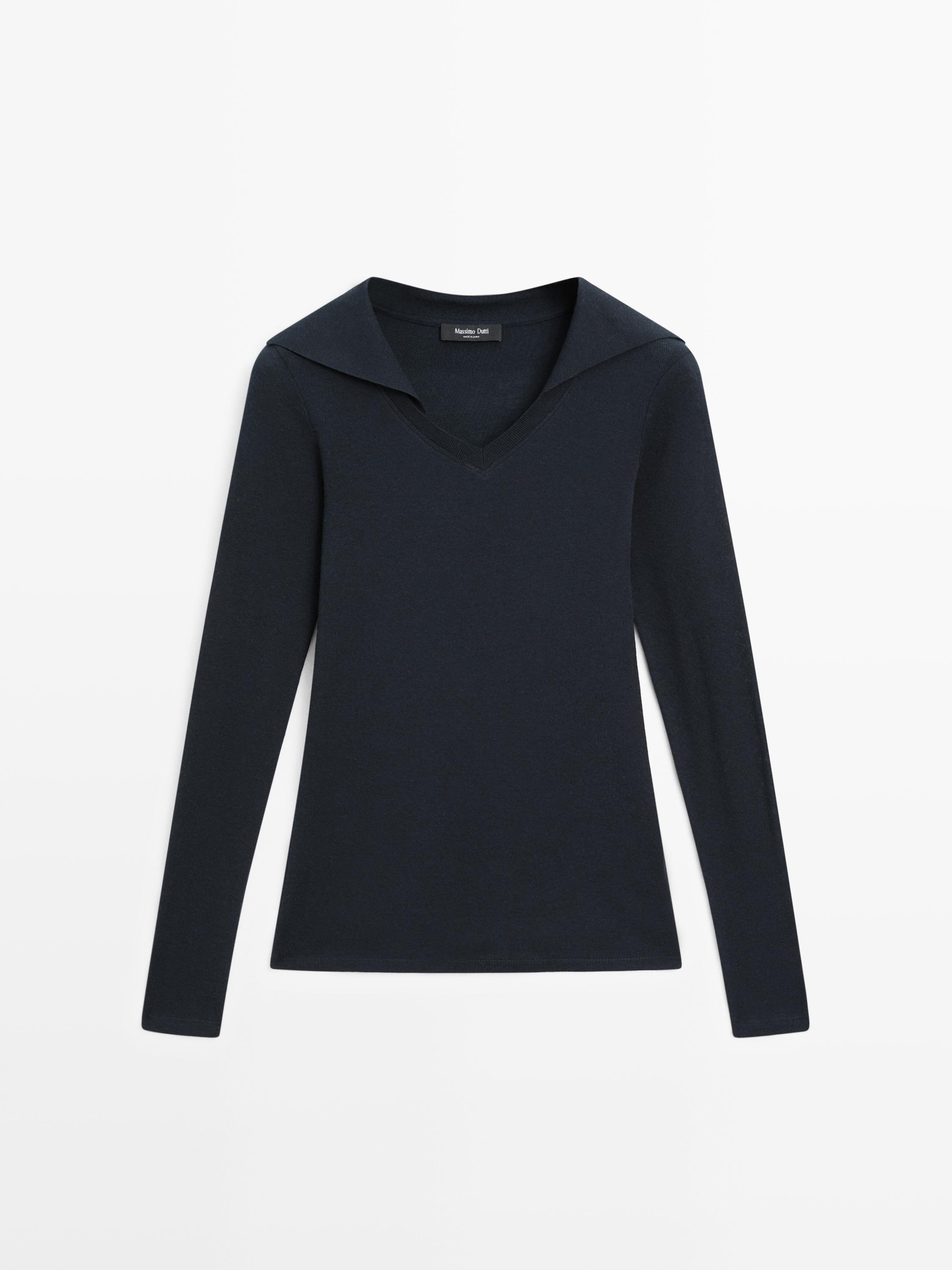 Long sleeve knit V-neck polo shirt