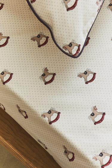 CHILDREN'S CHRISTMAS HORSE FITTED SHEET - Multicoloured by Zara - Image 4